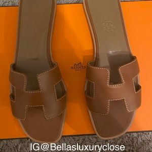 Hermès Oran Sandals